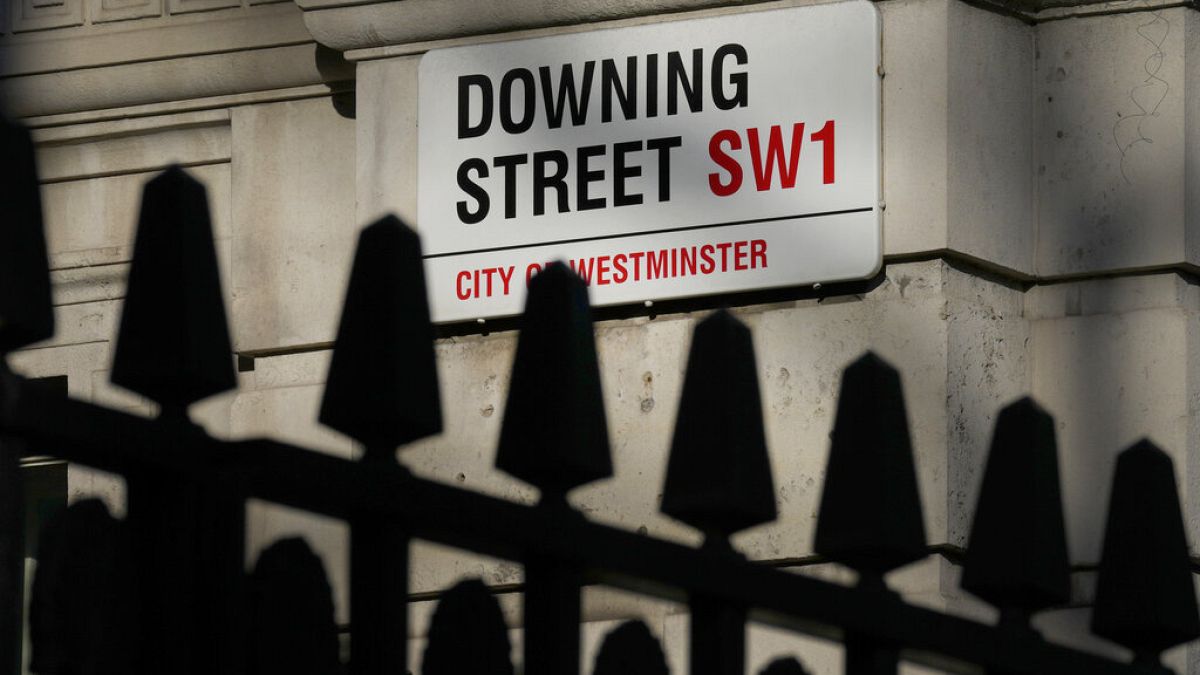 Birleşik Krallık, Brüksel'in Brexit'ten sonra gençlerin hareketini kolaylaştırma önerisini reddetti