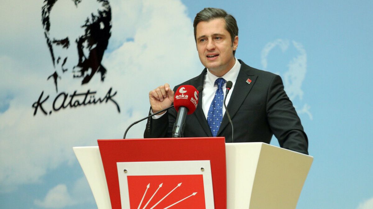 CHP Sözcüsü Yücel: "Sokak röportajlarından bile korkan bir iktidar var"