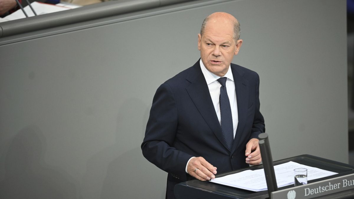 Almanya Başbakanı Scholz: "En ciddi suçluları bile yüksek riskli ülkelere sınır dışı edebiliriz"