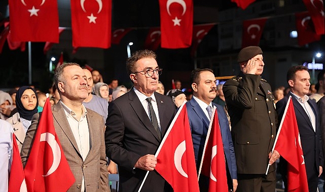 15 Temmuz şehitleri Bayrampaşa'da anıldı - GÜNDEM