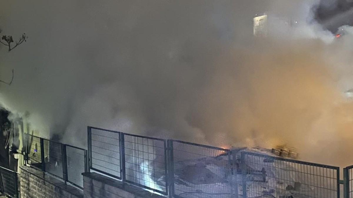 Beyoğlu'nda yangın paniği - görsel 3