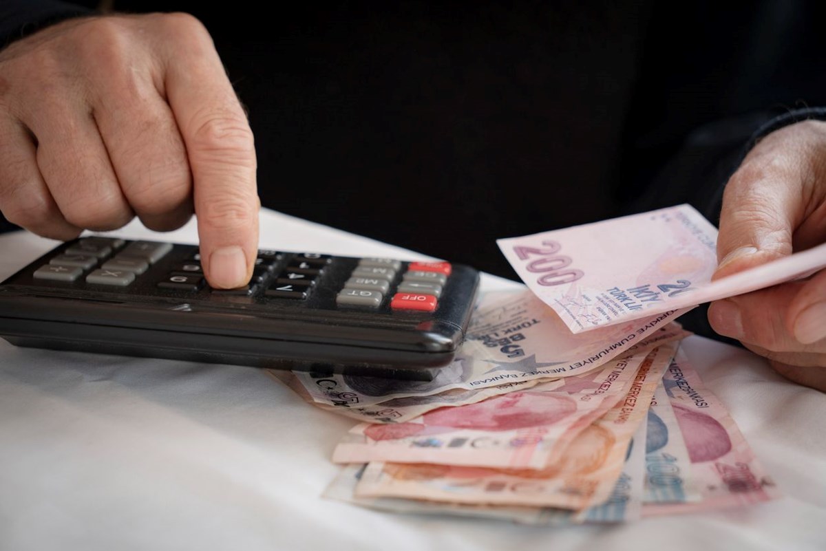 Kamu çalışanları ve emeklilik farklılıkları ne zaman yatacak? 1969 TL En düşük emeklilik farkı ne zaman ödenecek? Gözler 2025 maaş farklılıkları için ödemeler - görsel 6