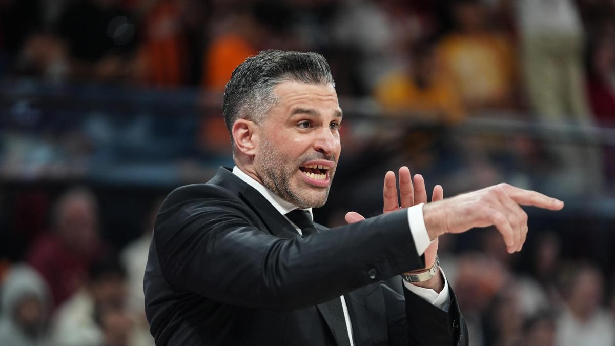 Serdal Adalı resmen açıkladı! Dusan Alimpijevic ile yeni sözleşme imzalandı...