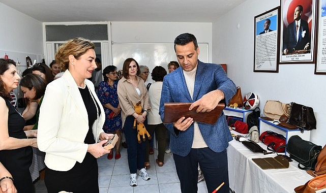 Çiğli - AJANDA kursiyerlerinin el yapımı ürünleri tanıtıldı