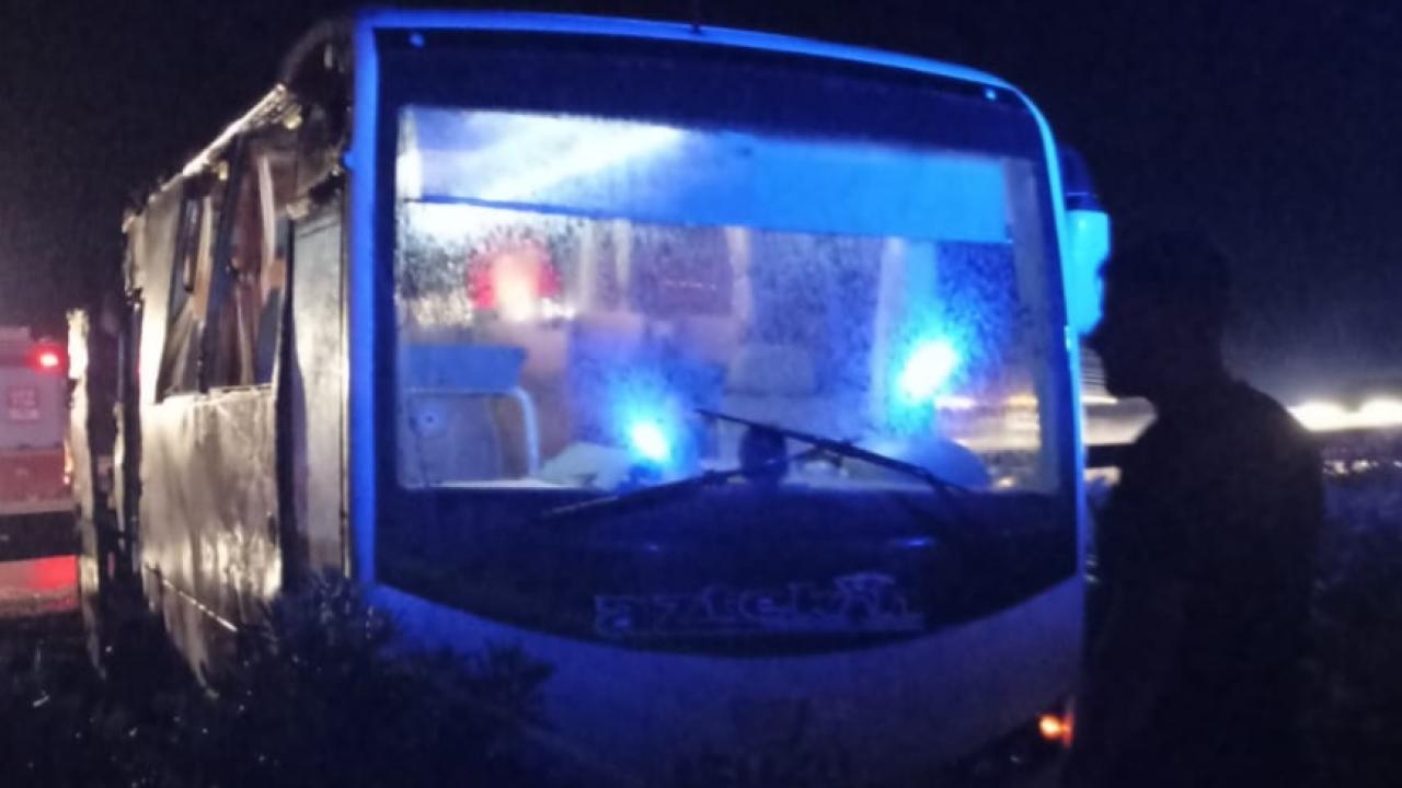 Gaziantep'te turist otobüsü devrildi: 20 yaralı