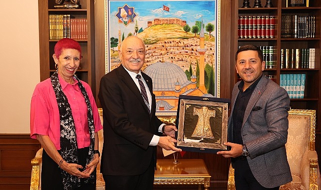 Paraguay'ın Ankara Büyükelçisi Ceferino Adrian Valdez Peralta, Nevşehir Belediye Başkanı Rasim Arı'yı ​​ziyaret etti. - GÜNDEM