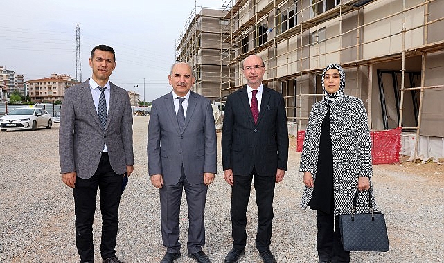 Selçuklu Belediye Başkanı Ahmet Pekyatırcı ve Konya İl Sağlık Müdürü Mehmet Koç, Konya'ya sağlık alanında değer katacak Toplum Ruh Sağlığı Merkezi ve Sağlıklı Yaşam Merkezi'nde incelemelerde bulundu - GÜNDEM