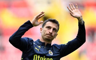 Fenerbahçe'den Mert Hakan Yandaş'a Yeni Sözleşme ve Çarpıcı gelişme