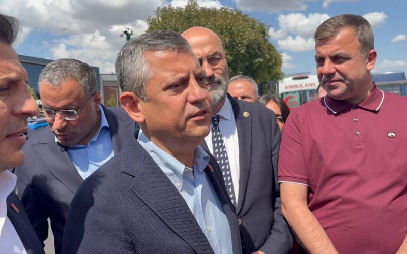 Özgür Özel'den Ekrem İmamoğlu'na Sıkı Destek